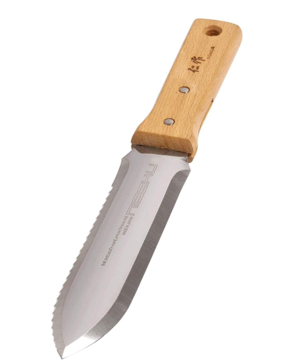 Nisaku NJP650 Hori Hori knife with wooden handle and serrated edge