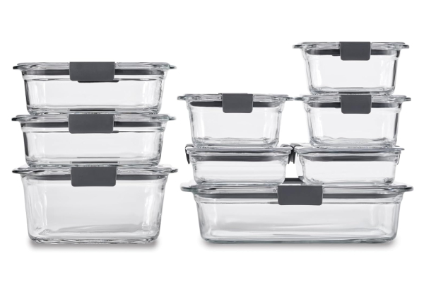 Rubbermaid Brilliance Glass Container with latching lid